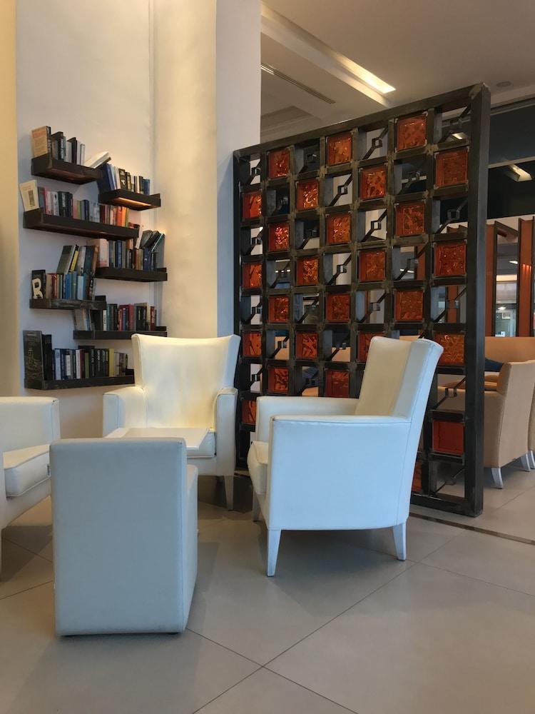Astron Hotel Ierapetra  Luaran gambar
